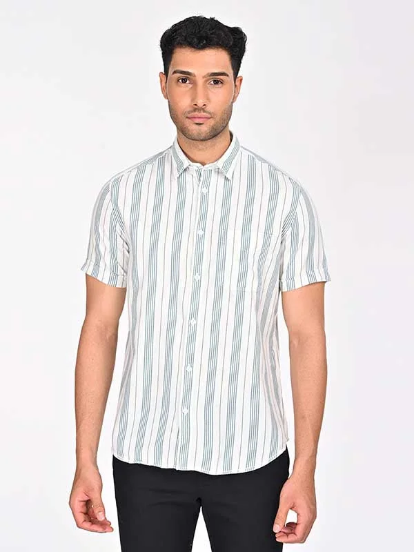 Men Checked Half Sleeve Cotton Shirt Relaxed Men's Beach