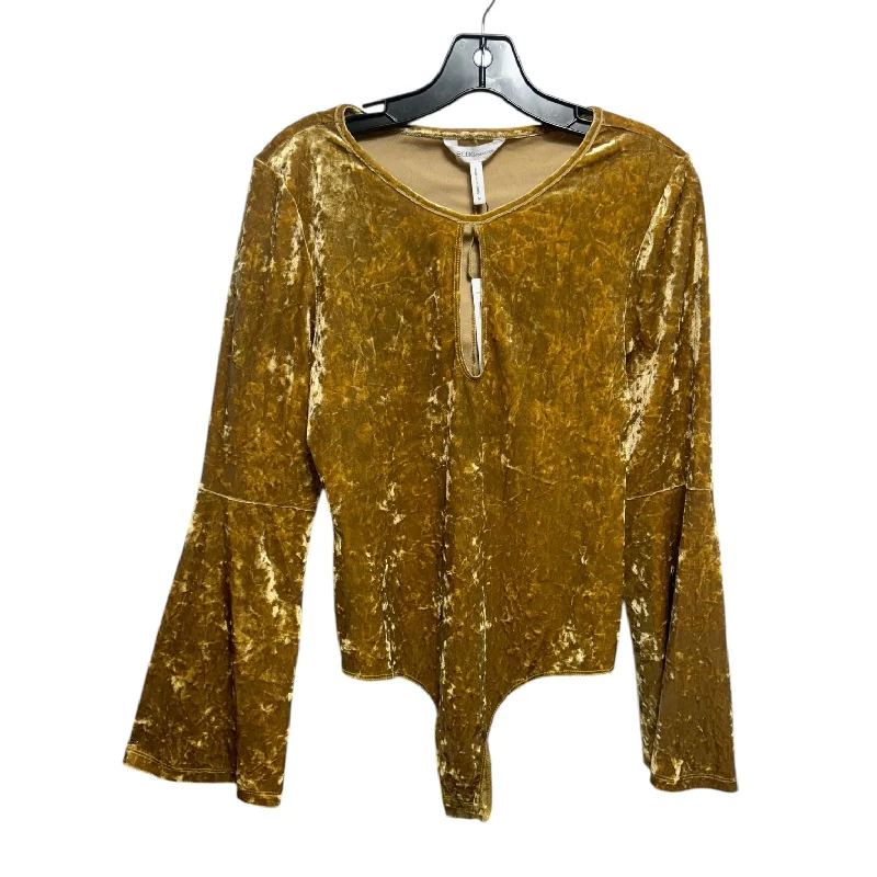 Velvet Keyhole Bell Sleeve Bodysuit By Bcbgeneration In Gold, Size: M Cool Men's Distressed